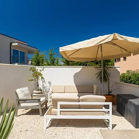 Apartament Lux *