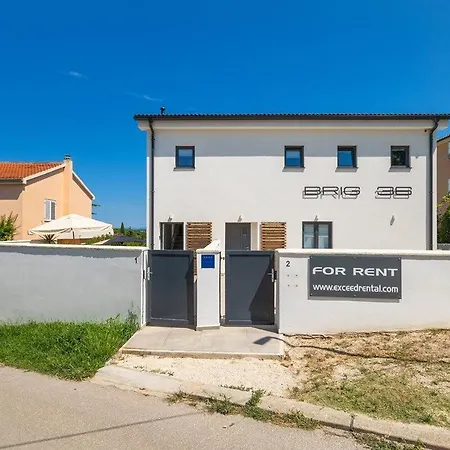 Apartment Lux *