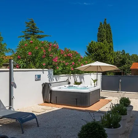 Lux * Premantura